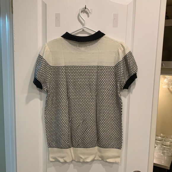 Short Puff-Sleeved Sweater with Honeycomb Pattern - Picture 5 of 10